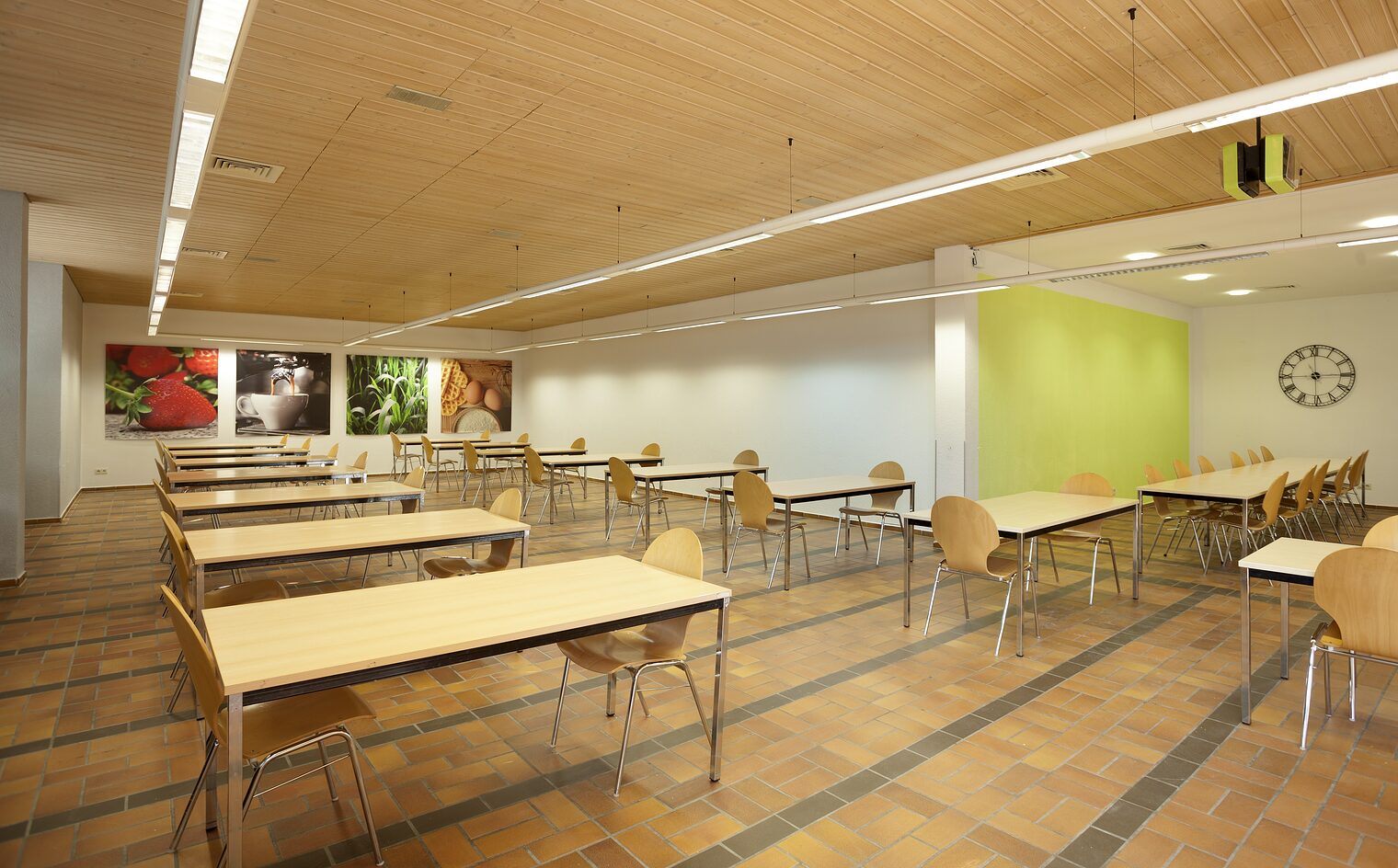 BTZ Memmingen Wohnheim und Kantine 5