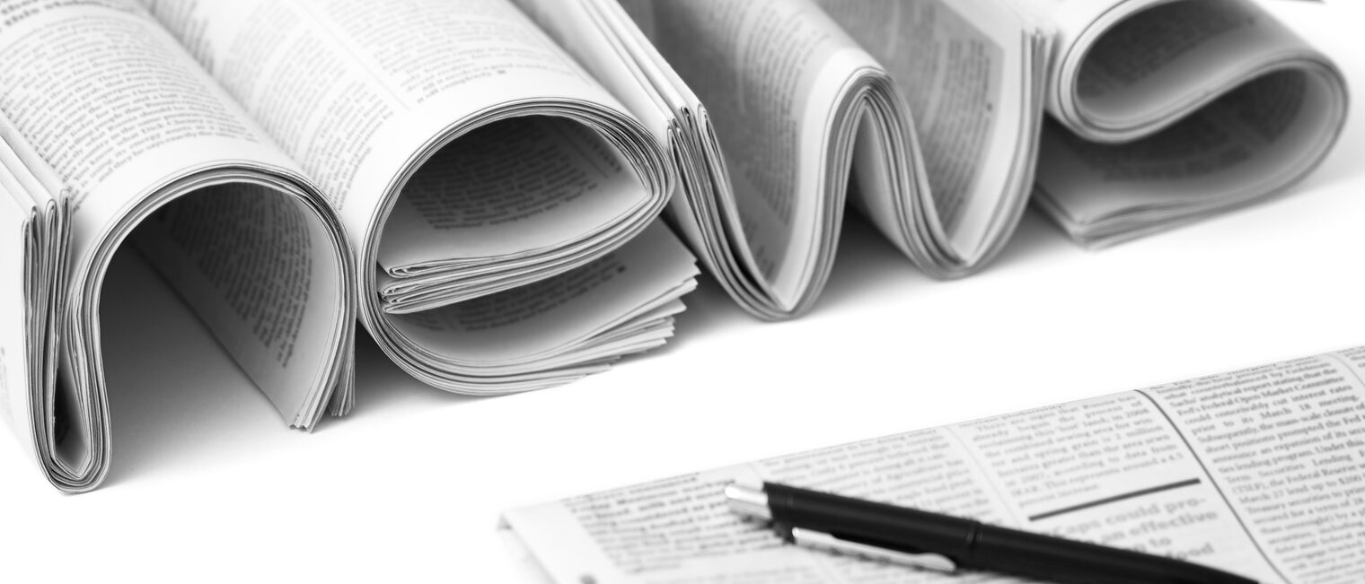 Stacks of modern newspapers, composed in form of word NEWS on white background. Concept of business news Stacks of modern newspapers, composed in form of word NEWS on white background. Concept of business news Schlagwort(e): news, concept, conception, idea, newspaper, press, event, media, mass media outlet, business, information, evidence, data, modern, contemporary, report, hot, breaking, coverage, article, society, lettering, letter, conduct, message, sensation, symbol, paper, economics, politics, economic, political, global, magazine, journalism, sign, sheet, world, objective, pen, pack, bundle, printing, communication, stylish, stack, strict, monochrome, white, news, concept, conception, idea, newspaper, press, event, media, mass media outlet, business, information, evidence, data, modern, contemporary, report, hot, breaking, coverage, article, society, lettering, letter, conduct, message, sensation, symbol, paper, economics, politics, economic, political, global, magazine, journalism, sign, sheet, world, objective, pen, pack, bundle, printing, communication, stylish, stack, strict, monochrome, white