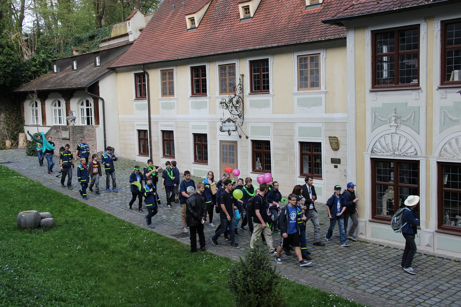 Ankunft der THW-Jugend im Museum