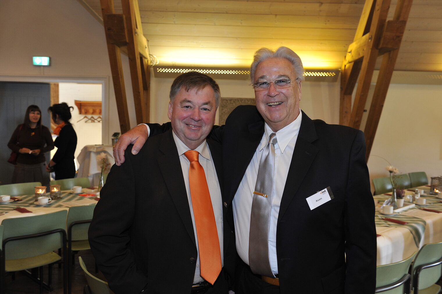 HWK-Vize-Präsident Paul Brugger mit Hans Asam