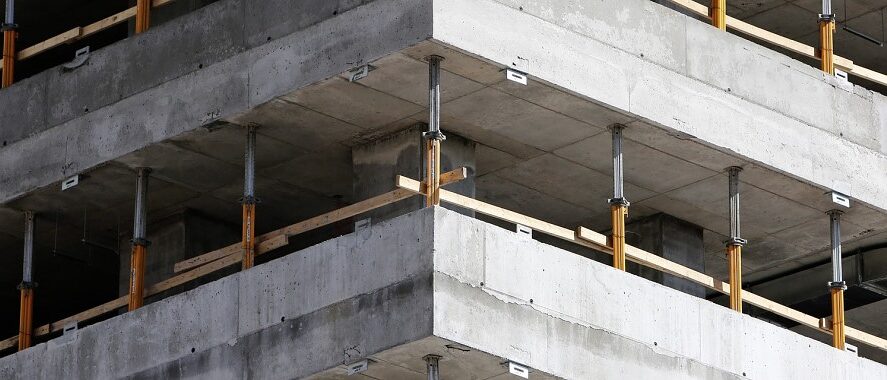 Im Bau- und Ausbaugewerbe sinkt die Nachfrage. 55 Prozent der Betriebe melden ein Auftragsminus. 