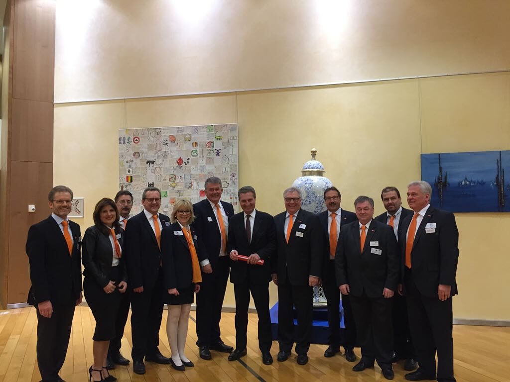 HWK Spitze mit EU Kommissar Oettinger