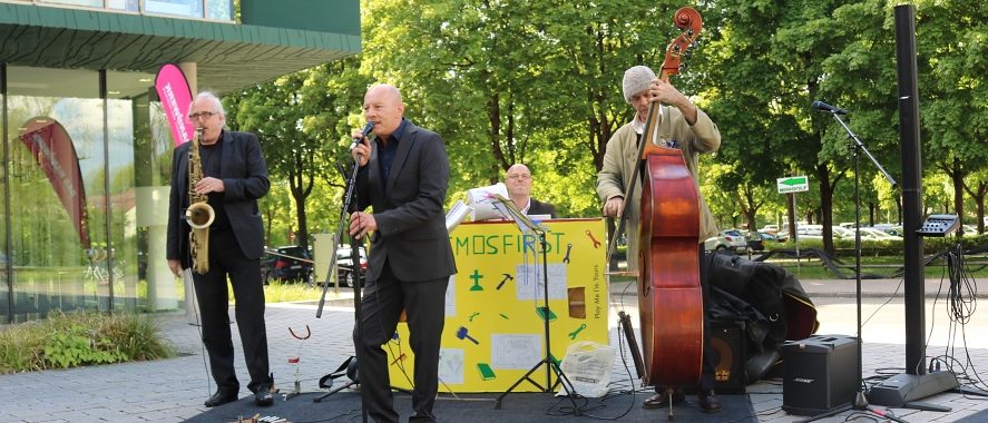 Straßenkonzert bei der Handwerkskammer für Schwaben 11