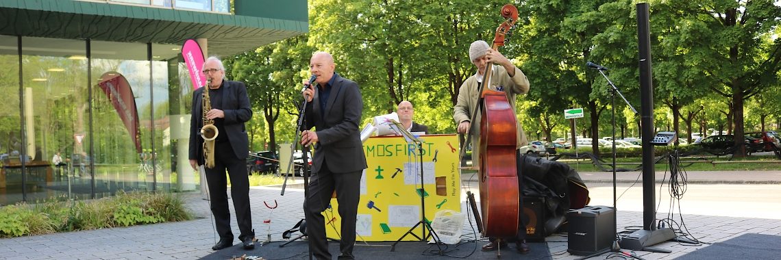 Straßenkonzert bei der Handwerkskammer für Schwaben 11