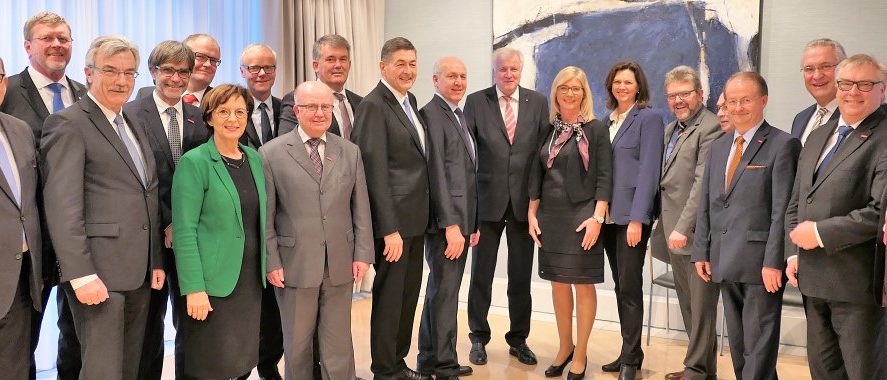 Handwerksspitze_bei_Staatsregierung_27.11.2017