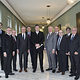 Hans-Peter Rauch (2.v.r), Präsident der HWK Schwaben, und Ulrich Wagner (r.), Hauptgeschäftsführer, beim Treffen mit Bayerns Finanzminister und designiertem bayerischen Ministerpräsidenten Markus Söder (Mitte) im Kreise der bayerischen Handwerkskammer-Präsidenten und -Hauptgeschäftsführer.