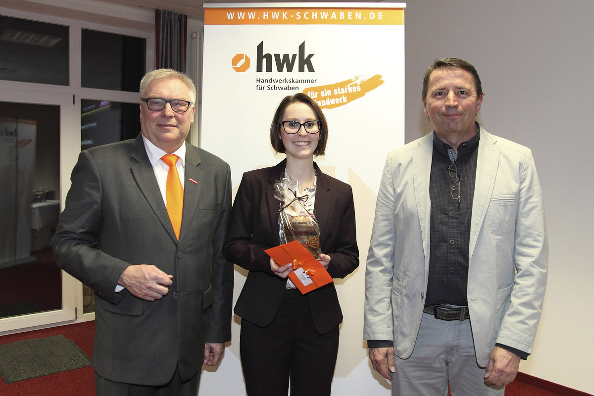 v. l.: Hans-Peter Rauch (Präsident HWK Schwaben), Lena Breyer, Hans-Joachim Scupin v. l.: Hans-Peter Rauch (Präsident HWK Schwaben), Lena Breyer, Hans-Joachim Scupin